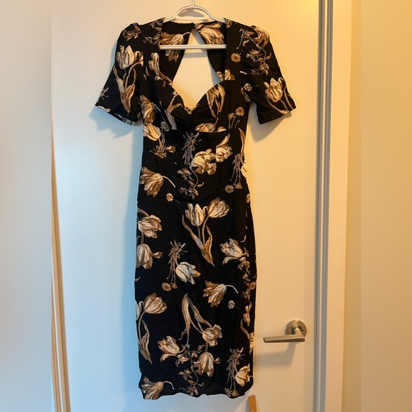 reformation dress - Picture 3 of 6